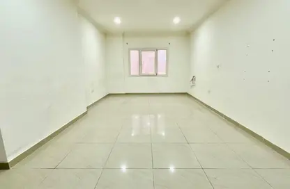 شقة - 2 غرف نوم - 3 حمامات للايجار في شارع المنتزه - المنتزه - الدوحة