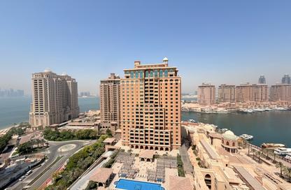 Apartment - 1 Bedroom - 2 Bathrooms for rent in Porto Arabia - The Pearl Island - Doha