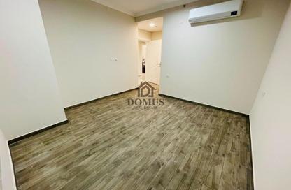 Apartment - 3 - 4 for rent in Banks street - Musheireb - Doha