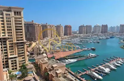 شقة - 2 غرف نوم - 2 حمامات للبيع في طريق بورتو الشرقي - بورتو أرابيا - جزيرة اللؤلؤة - الدوحة