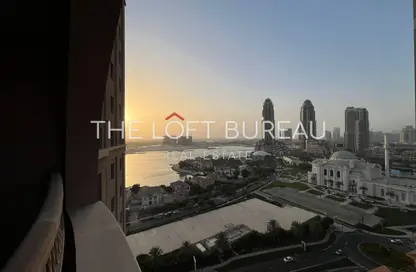 شقة - 2 غرف نوم - 2 حمامات للايجار في طريق بورتو الغربي - بورتو أرابيا - جزيرة اللؤلؤة - الدوحة