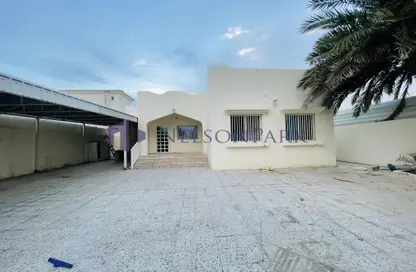 Villa - 3 Bedrooms - 3 Bathrooms for rent in Al Nuaija Street - Al Hilal West - Al Hilal - Doha