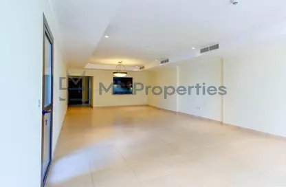 Apartment - 1 Bedroom - 2 Bathrooms for rent in West Porto Drive - Porto Arabia - The Pearl Island - Doha