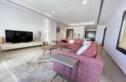Apartment - 1 Bedroom - 2 Bathrooms for rent in East Porto Drive - Porto Arabia - The Pearl Island - Doha