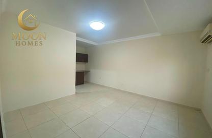 Apartment - Studio - 1 Bathroom for rent in Old Airport Road - Old Airport Road - Doha Apartment - Studio - 1 Bathroom for rent in Old Airport Road - Old Airport Road - Doha