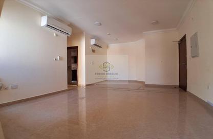 Apartment - 1 Bedroom - 2 Bathrooms for rent in Umm Ghuwailina 4 - Umm Ghuwailina - Doha Apartment - 1 Bedroom - 2 Bathrooms for rent in Umm Ghuwailina 4 - Umm Ghuwailina - Doha
