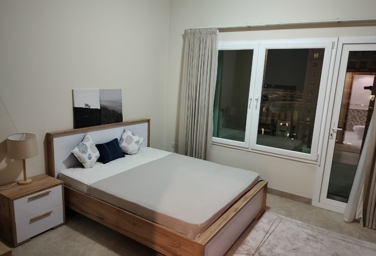 2BR Fully Furnished |Marina and Sea view |Spacious thumbnail 10