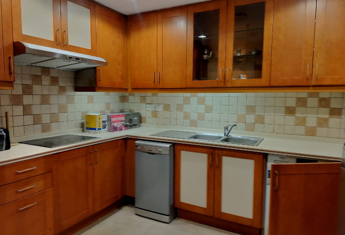 2BR Fully Furnished |Marina and Sea view |Spacious thumbnail 13