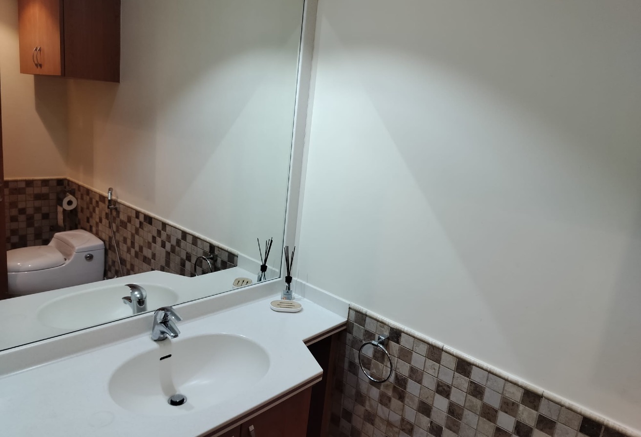 2BR Fully Furnished |Marina and Sea view |Spacious thumbnail 9