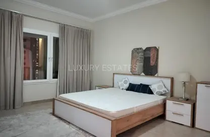 Apartment - 2 Bedrooms - 3 Bathrooms for rent in West Porto Drive - Porto Arabia - The Pearl Island - Doha