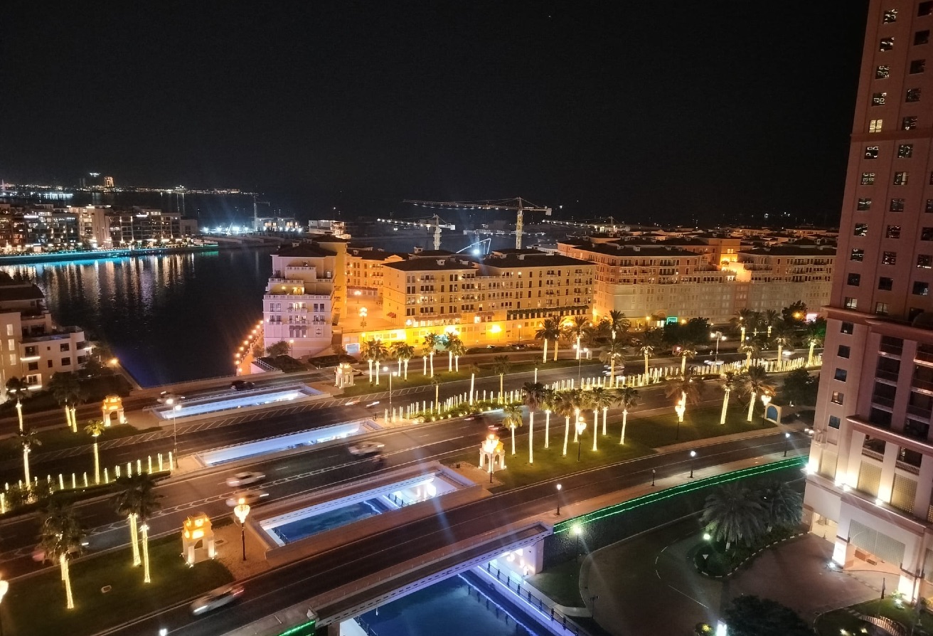 2BR Fully Furnished |Marina and Sea view |Spacious thumbnail 18