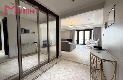 Apartment - 4 Bedrooms - 6 Bathrooms for rent in West Porto Drive - Porto Arabia - The Pearl Island - Doha Apartment - 4 Bedrooms - 6 Bathrooms for rent in West Porto Drive - Porto Arabia - The Pearl Island - Doha