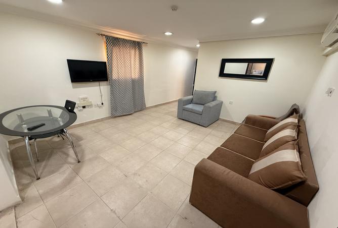 2OWzjPAU3F2 - Property Main Image