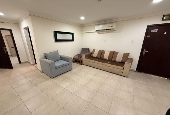 2OWzjPAU3F2 - Property Image 2