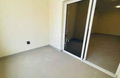 Apartment - 3 Bedrooms - 3 Bathrooms for rent in Fereej Bin Mahmoud South - Fereej Bin Mahmoud - Doha Apartment - 3 Bedrooms - 3 Bathrooms for rent in Fereej Bin Mahmoud South - Fereej Bin Mahmoud - Doha