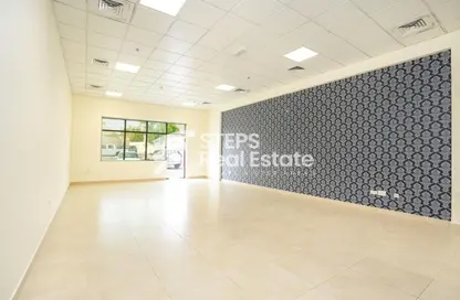 مساحات مكتبية - استوديو - 1 حمام للايجار في الوكرة - الوكرة - الوكرة - الوكرة