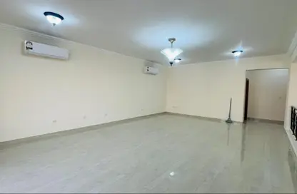 Apartment - 3 Bedrooms - 3 Bathrooms for rent in Dar Al Salam Villas - Abu Hamour - Doha