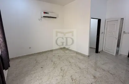 Apartment - Studio - 1 Bathroom for rent in Al Markhiya Street - Al Markhiya - Doha