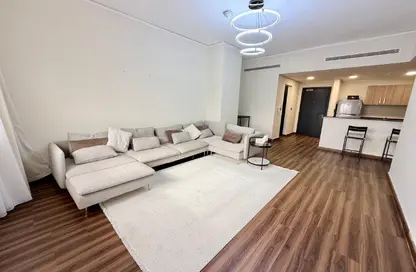Apartment - 1 Bedroom - 2 Bathrooms for sale in Piazza 1 - La Piazza - Fox Hills - Lusail