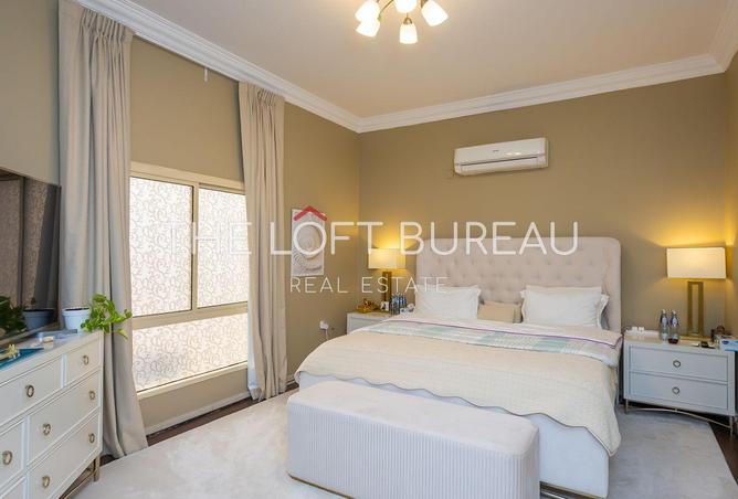 996763 - Property Image 2