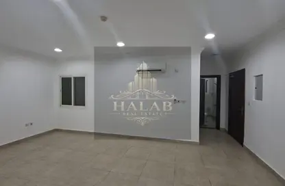 Apartment - 2 Bedrooms - 2 Bathrooms for rent in Al Sadd Tourist Apartments - Al Sadd - Doha