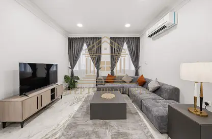 Apartment - 2 Bedrooms - 3 Bathrooms for rent in Al Nasr Street - Al Nasr - Doha