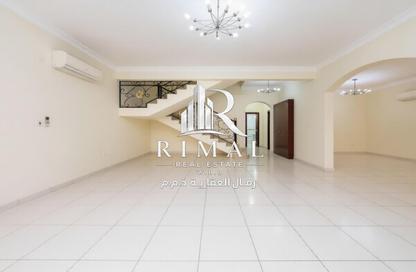Villa - 5 Bedrooms - 4 Bathrooms for rent in Al Maamoura - Al Maamoura - Doha