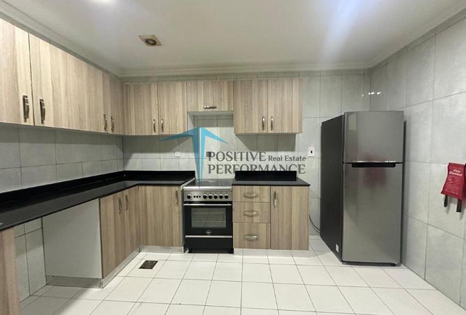 1005988 - Property Image 2