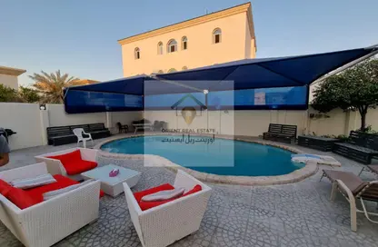 Apartment - 2 Bedrooms - 1 Bathroom for rent in Onaiza Street - Diplomatic Area - Doha