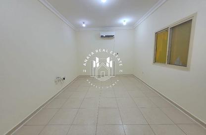 Apartment - 2 Bedrooms - 2 Bathrooms for rent in Madinat Khalifa South - Madinat Khalifa - Doha