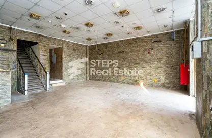 Shop - Studio - 1 Bathroom for rent in B-Ring Road - B-Ring Road - Doha