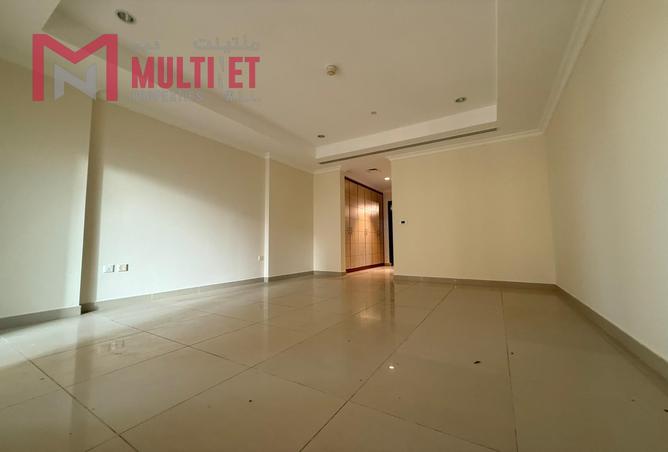 1025833 - Property Image 2