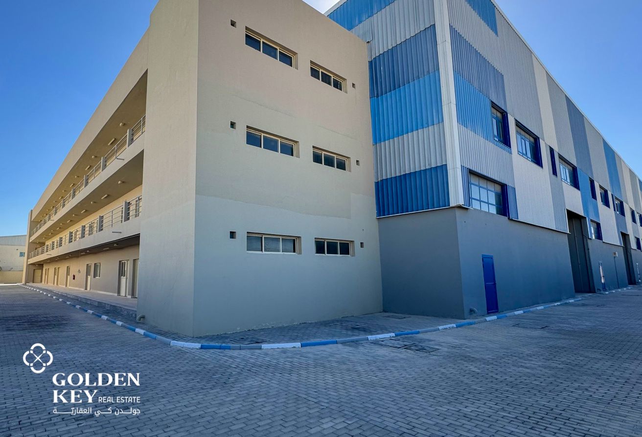 General Warehouse + Labor Camp | Birkat Al Awamer