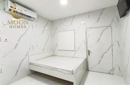 Apartment - Studio - 1 Bathroom for rent in Umm Ghuwailina 4 - Umm Ghuwailina - Doha Apartment - Studio - 1 Bathroom for rent in Umm Ghuwailina 4 - Umm Ghuwailina - Doha