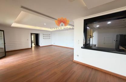 Apartment - 2 Bedrooms - 3 Bathrooms for rent in East Porto Drive - Porto Arabia - The Pearl Island - Doha