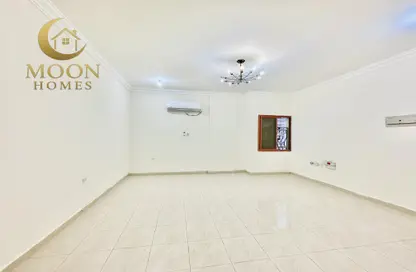 Apartment - 1 Bedroom - 2 Bathrooms for rent in Old Al Ghanim - Al Ghanim - Doha