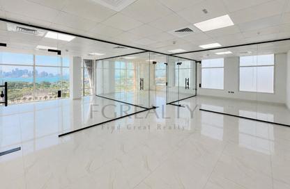 Office Space - Studio - 2 Bathrooms for rent in Corniche Road - Corniche Road - Doha Office Space - Studio - 2 Bathrooms for rent in Corniche Road - Corniche Road - Doha