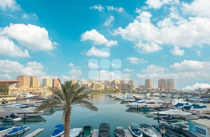 Townhouse - 2 Bedrooms - 3 Bathrooms for rent in Porto Arabia Townhouses - Porto Arabia - The Pearl Island - Doha