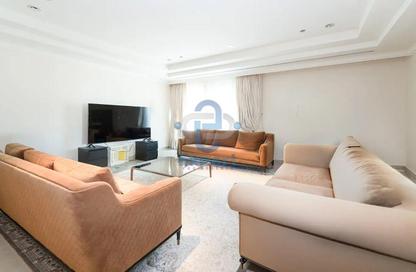 Apartment - 3 Bedrooms - 5 Bathrooms for rent in East Porto Drive - Porto Arabia - The Pearl Island - Doha