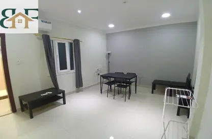 Apartment - Studio - 2 Bathrooms for rent in Al Aqaria Tower - Old Salata - Salata - Doha Apartment - Studio - 2 Bathrooms for rent in Al Aqaria Tower - Old Salata - Salata - Doha