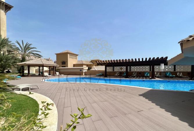 53670102 - Property Main Image