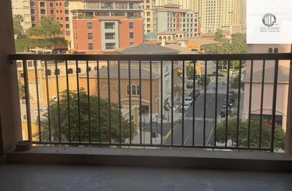 Apartment - Studio - 1 Bathroom for rent in Porto Arabia - The Pearl Island - Doha