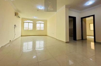 Apartment - 2 Bedrooms - 1 Bathroom for rent in Al Sadd Road - Al Sadd - Doha Apartment - 2 Bedrooms - 1 Bathroom for rent in Al Sadd Road - Al Sadd - Doha