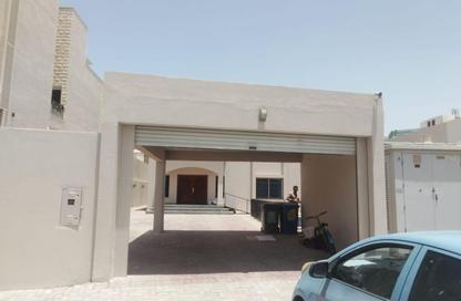 Villa - 4 Bedrooms - 6 Bathrooms for rent in Old Airport Road - Old Airport Road - Doha