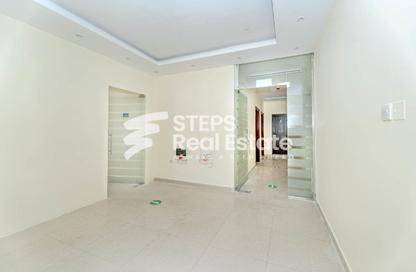 Office Space - Studio - 1 for rent in Umm Salal Mahammad - Umm Salal City - Doha