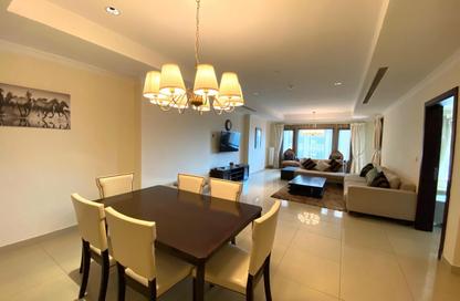 Apartment - 1 Bedroom - 2 Bathrooms for rent in Porto Arabia - The Pearl Island - Doha