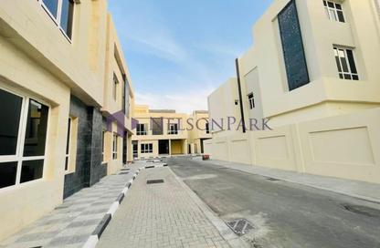 Compound - 7 Bedrooms - 7+ Bathrooms for rent in Al Keesa Gate - Al Kheesa - Umm Salal Mohammed