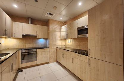Apartment - 1 Bedroom - 2 Bathrooms for rent in East Porto Drive - Porto Arabia - The Pearl Island - Doha
