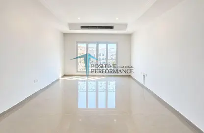 Apartment - 3 Bedrooms - 2 Bathrooms for rent in Al Nasr Street - Al Nasr - Doha