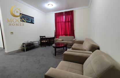 Apartment - 1 - 1 for rent in Umm Ghwailina Comm - Umm Ghuwalina - Umm Ghuwailina - Doha